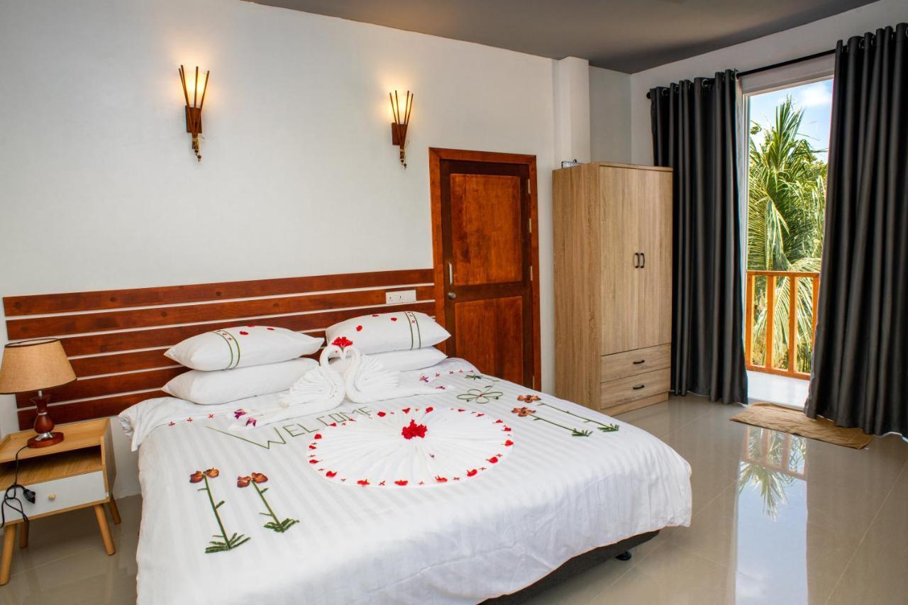 Hotel Finolhu Dhigurah Dhigurah  Zewnętrze zdjęcie