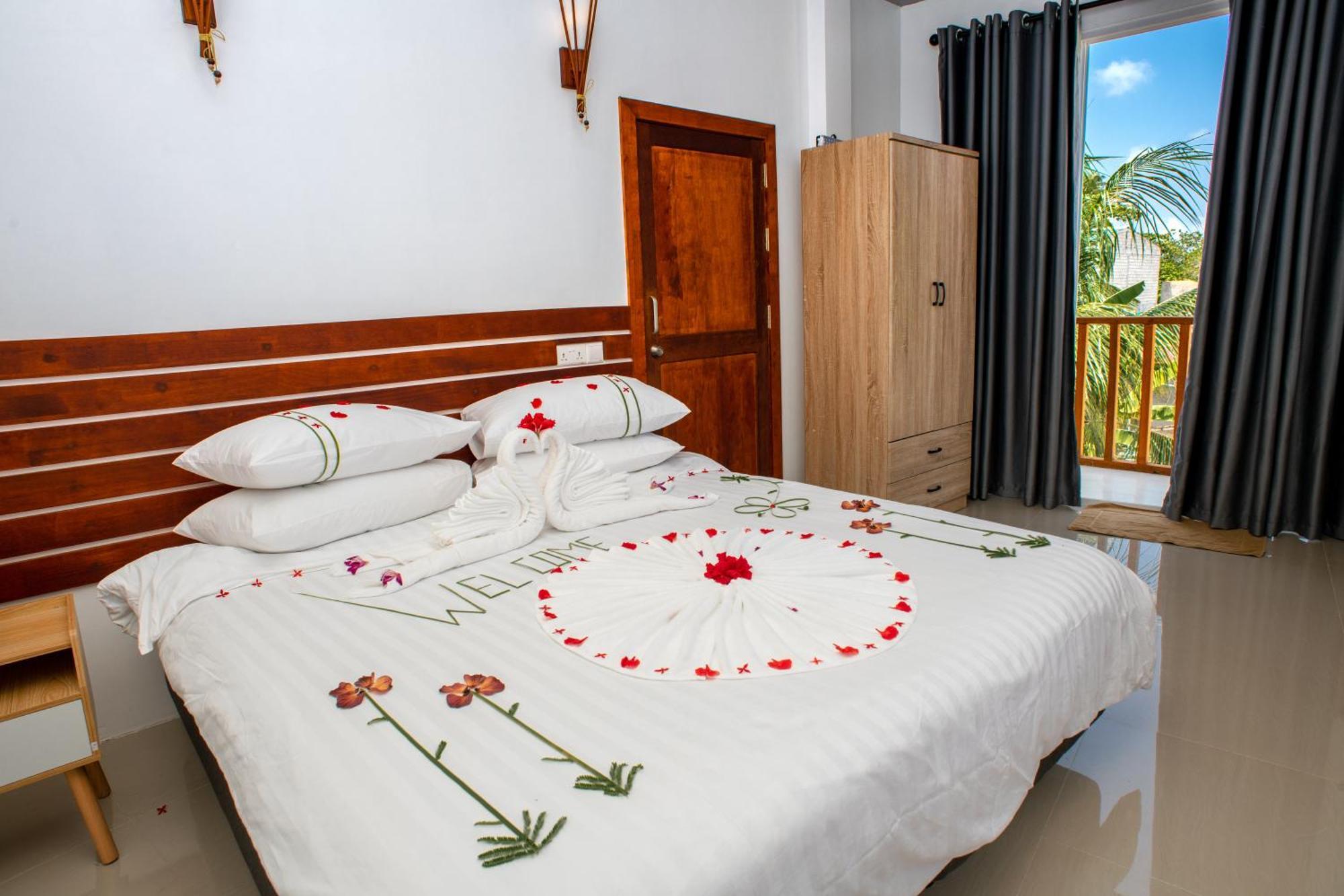 Hotel Finolhu Dhigurah Dhigurah  Zewnętrze zdjęcie