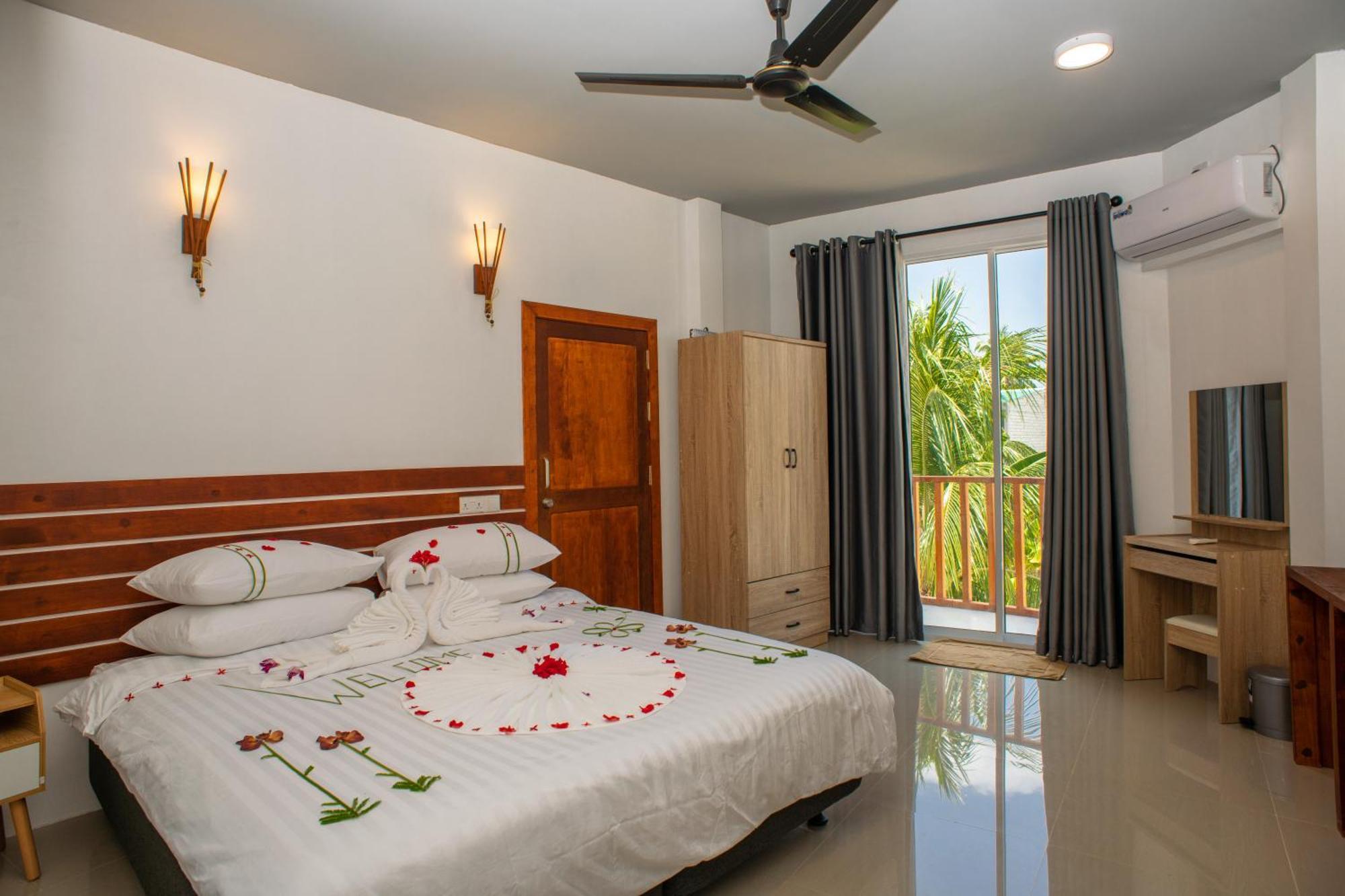 Hotel Finolhu Dhigurah Dhigurah  Zewnętrze zdjęcie